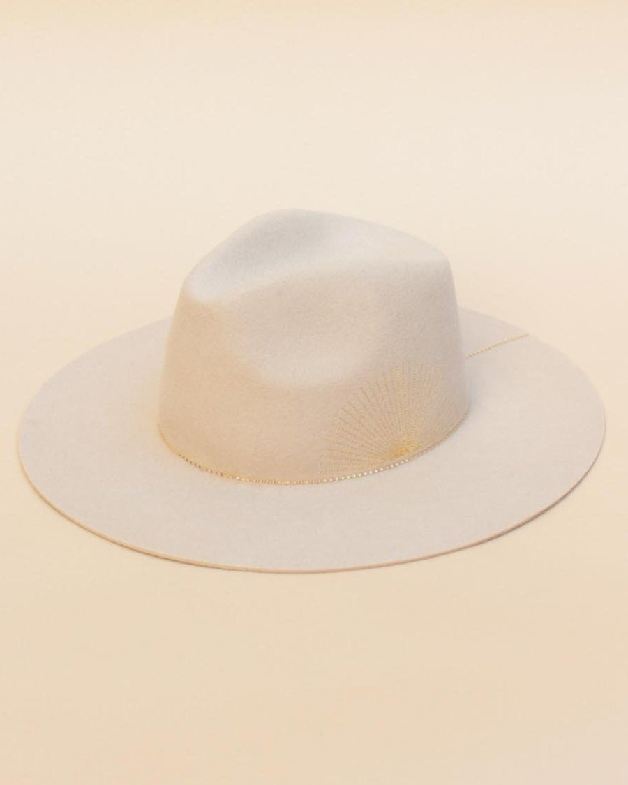 Basile Hat