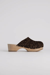 YSLA Leopard Clog