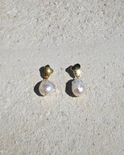 Vitae Pearl Earrings